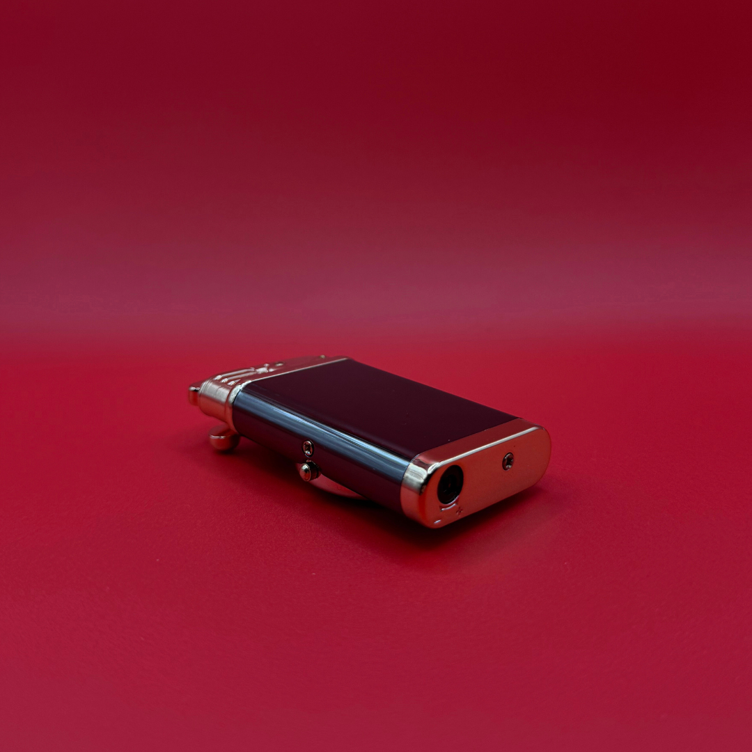 Feuerzeug „Dunkler Uhrmacher“